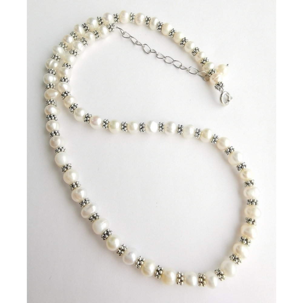 White freshwater pearl necklace with sterling silver rondelles 🆕